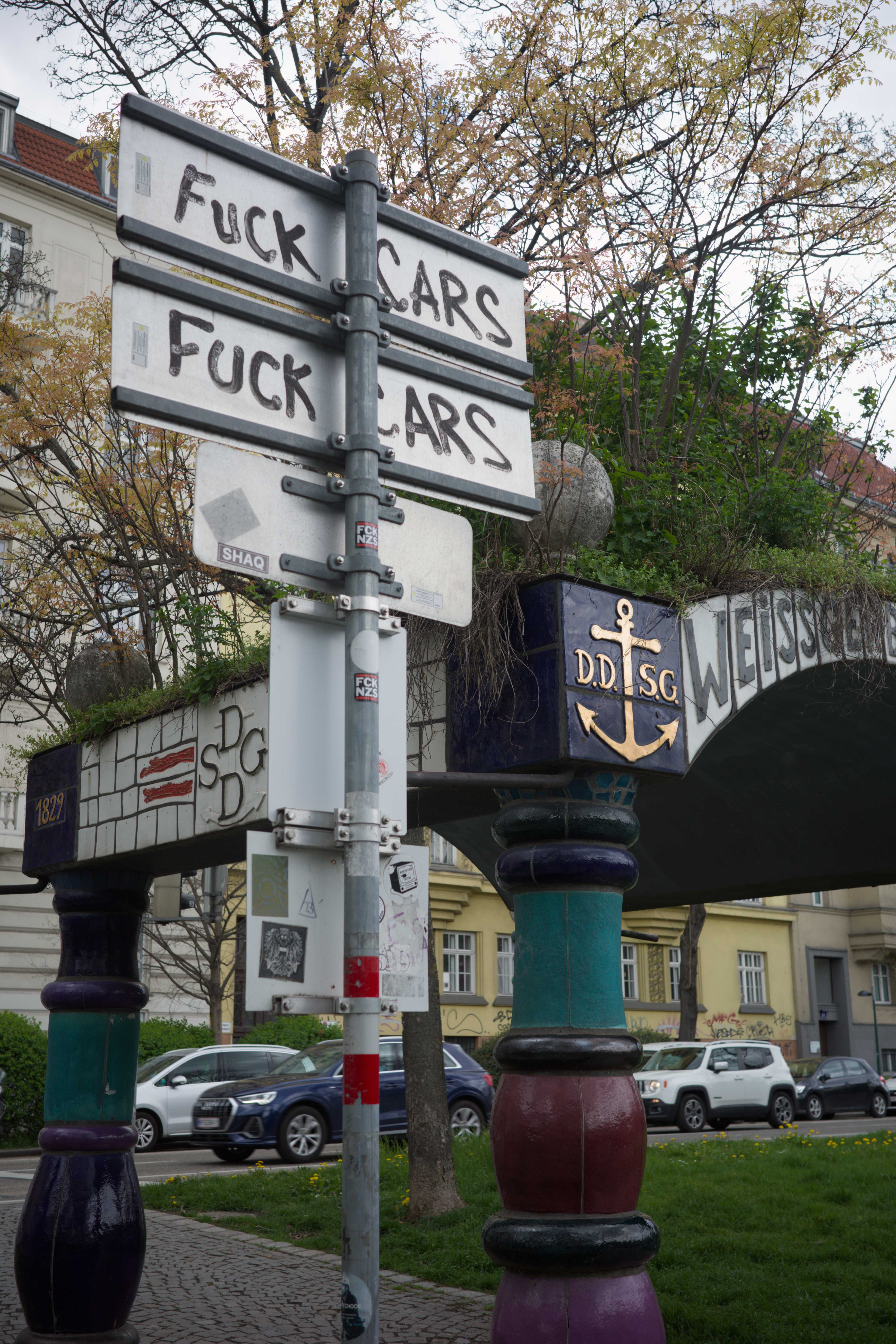 Hundertwasser Pavillon am Donaukanal
