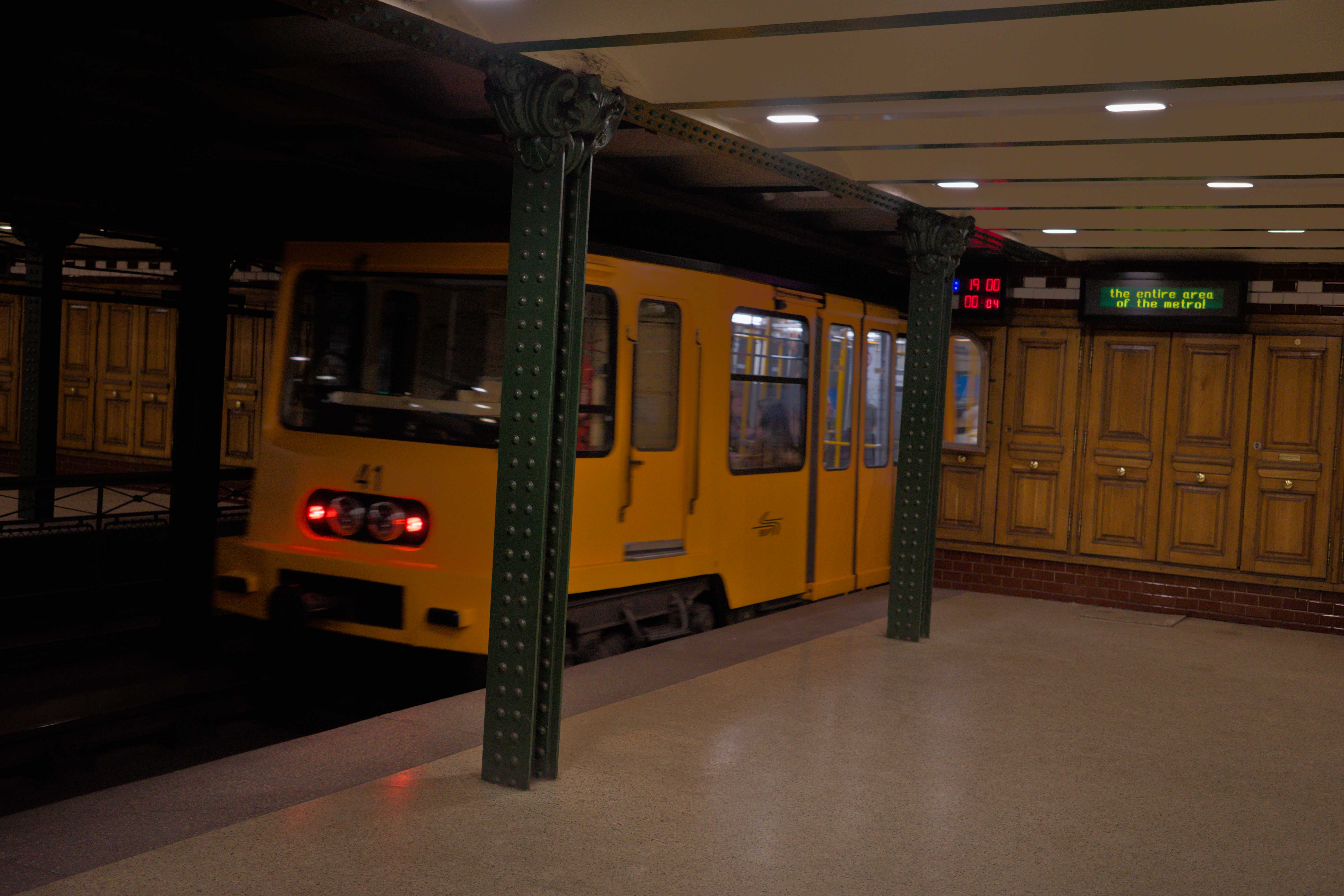 Station der Metro Linie 1