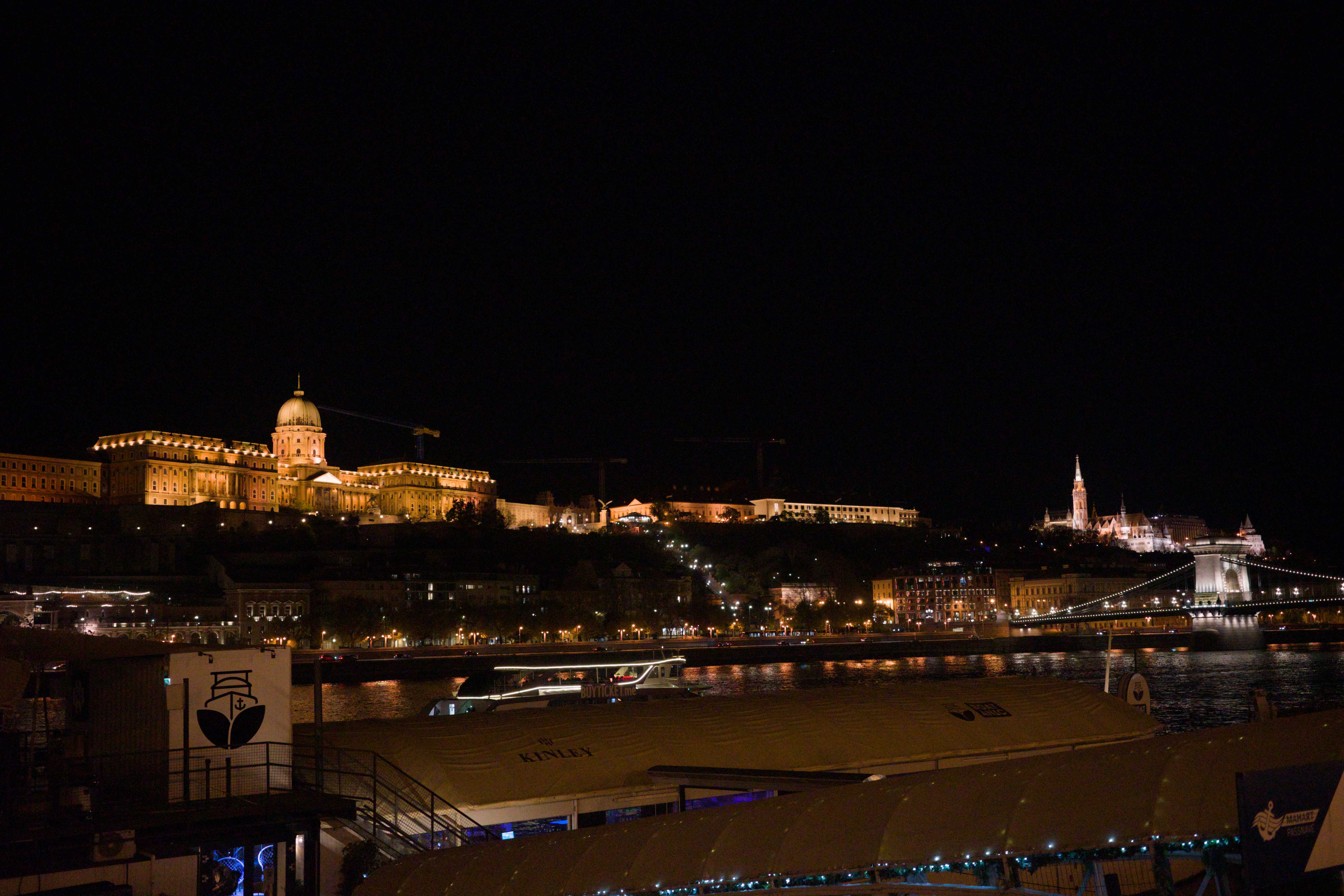 Nacht in Budapest